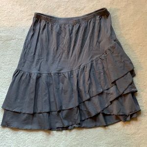 🎊 skirts 3/$25 Garnet hill soft layered skirt- XS